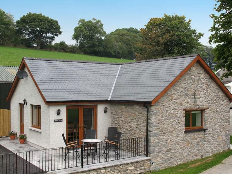 Beudy Bach, Llanddewi Brefi
