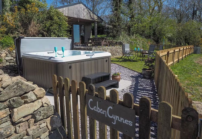Caban Cynnes, Aberporth