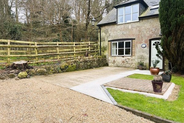 17th Century Farm Cottage, Godshill
