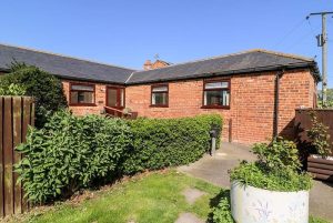 2 Pines Farm Cottages, Ulleskelf