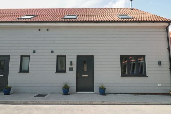 3 The Stables, Watchfield