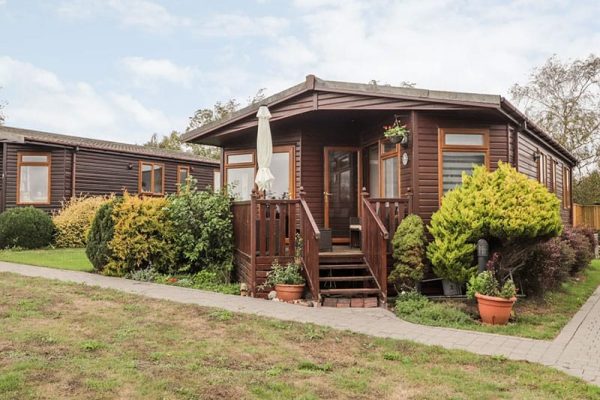 4 Country View Park, Graveney