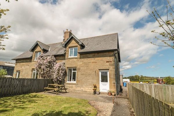 Appletree, Alnwick
