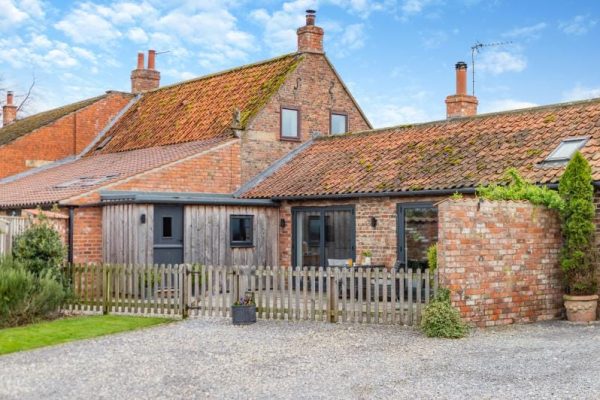 Ash Barn, Sinnington