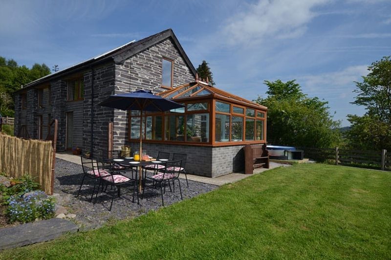 Barn Conversion, Bethesda