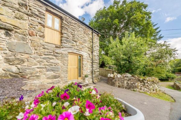 Barn Conversion, Llandderfel