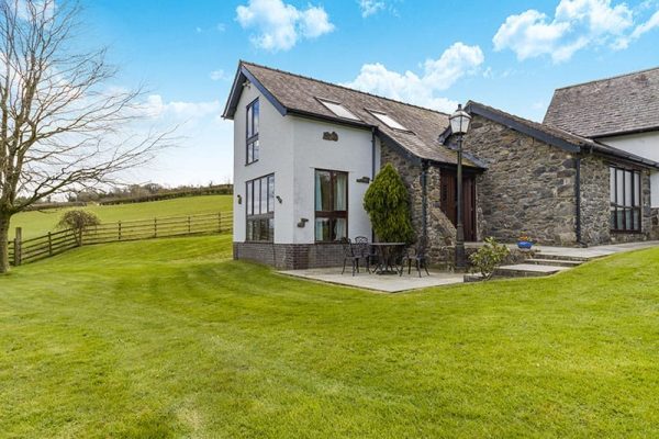 Barn Conversion 2, Caersws