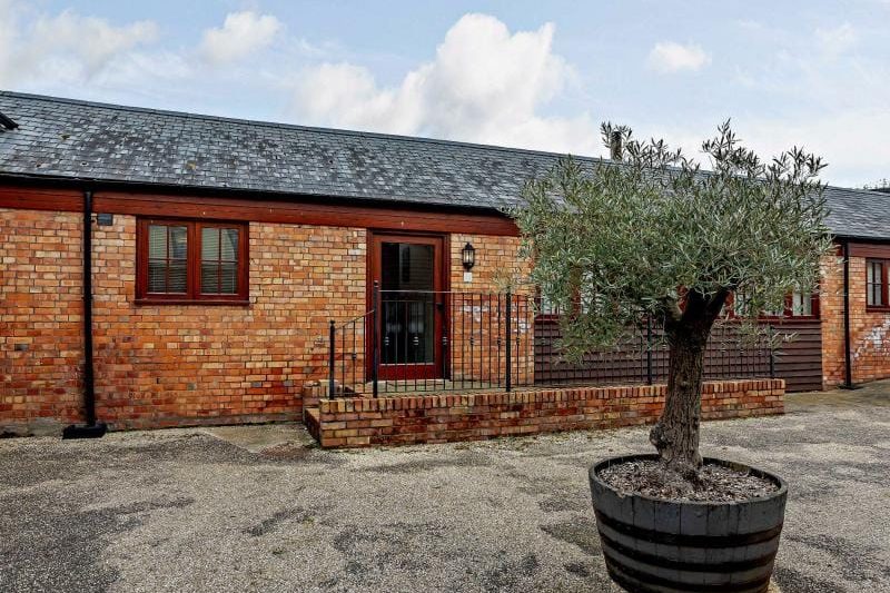 Barn Conversion 2, Trull