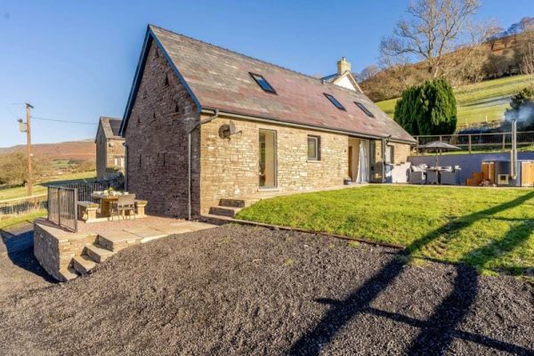 Barn Conversion 3, Cwmdu