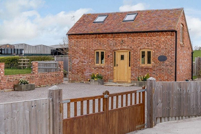 Barn Conversion, Tirley