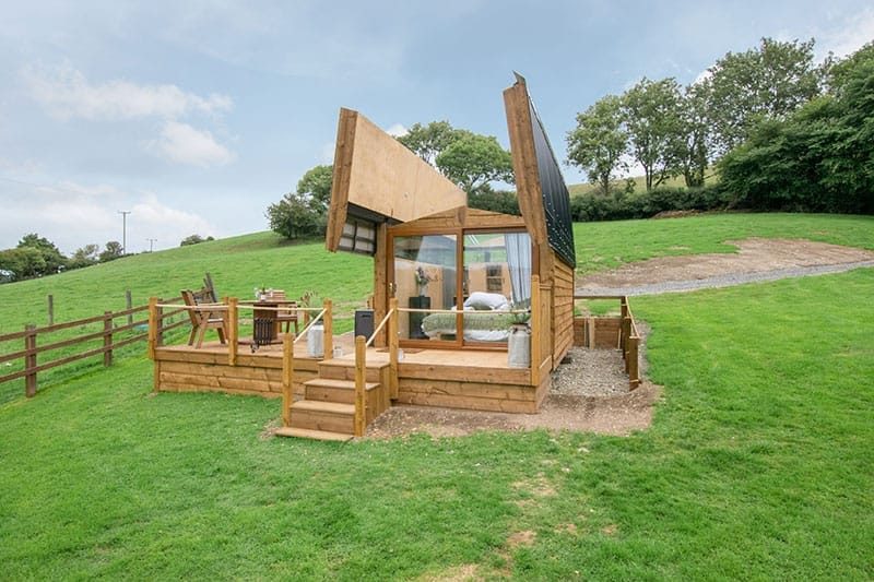 Bespoke Cabin 1, Mydroilyn