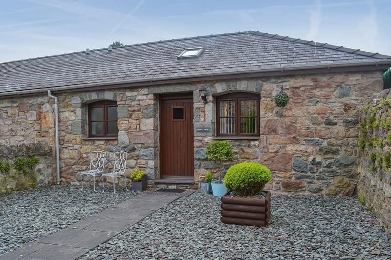 Beudy Bach - Parciau Farm, Caernarfon