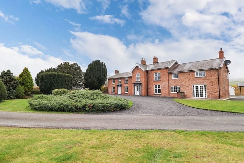 Bodaioch Hall, Trefeglwys