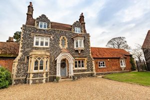 Boutique Farmhouse 2, Beaconsfield