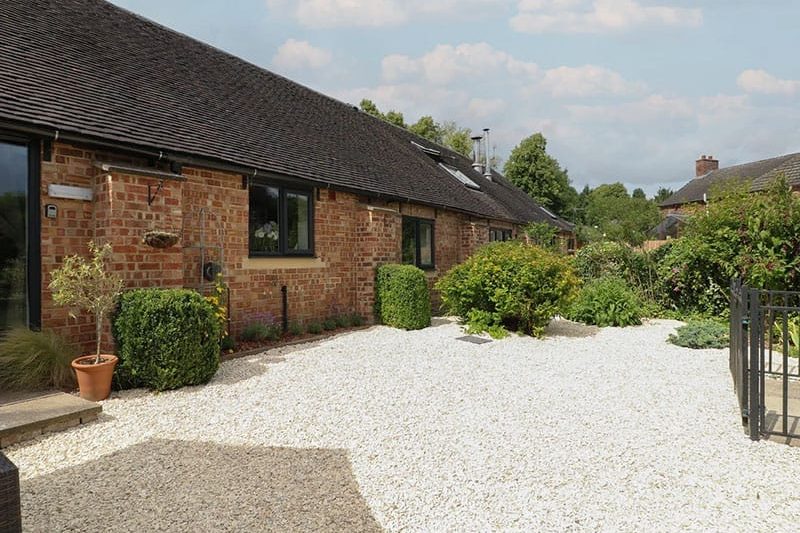 Brookley Barn, Windley