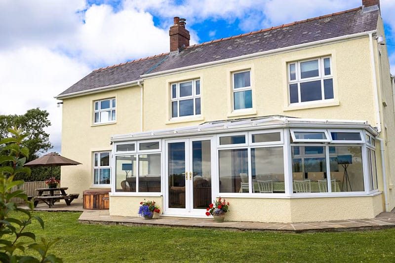Bryniago, Clynderwen