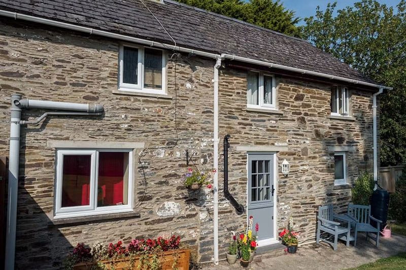 Buttercup Cottage, Llangoedmor