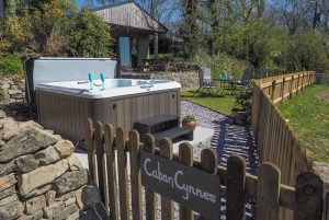 Caban Cynnes, Aberporth