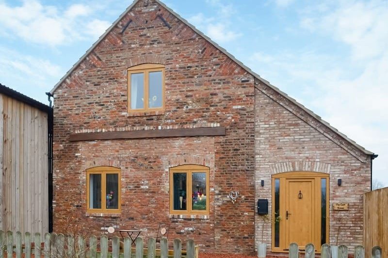 Cart House - Clapham Holme Farm, Great Hatfield