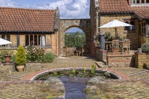 Chestnut, Chipping Norton