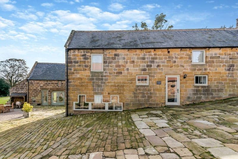 Coltus Lands - Forest Lodge Farm, Castleton
