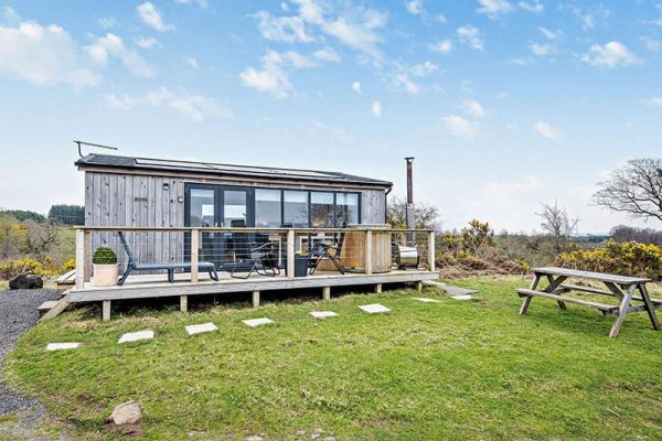 Contemporary Lodge 1, Dalry