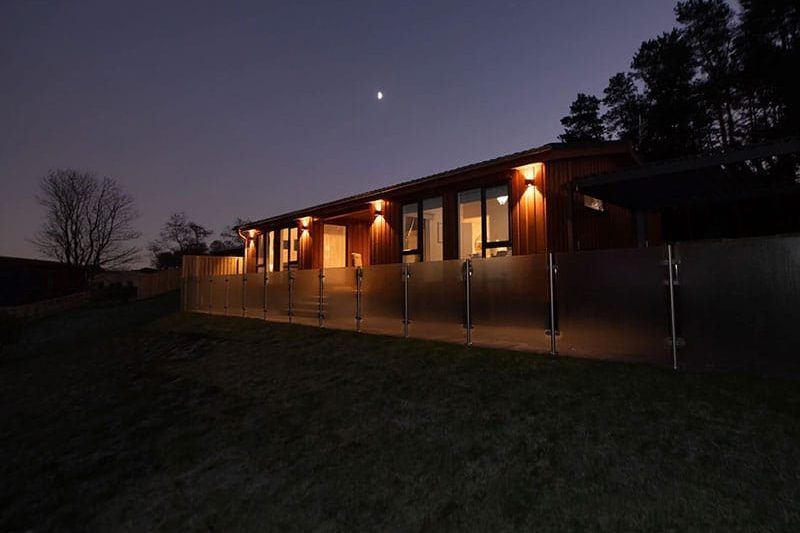Contemporary Lodge 2, Langbank