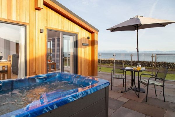 Contemporary Lodge 6, Auchencairn