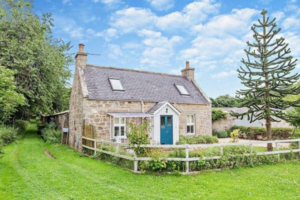 Country Cottage, Elgin