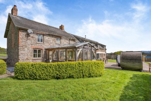 Country Farmhouse, Llanwern