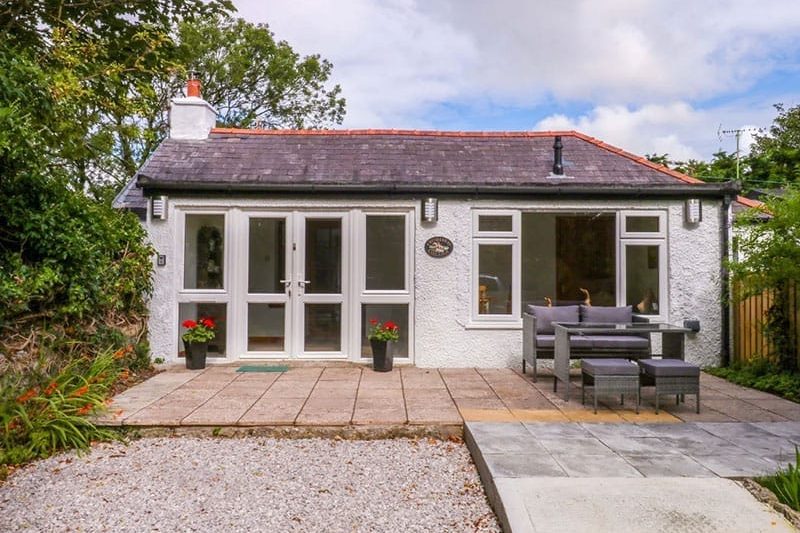 Cromlech Cottage, Benllech