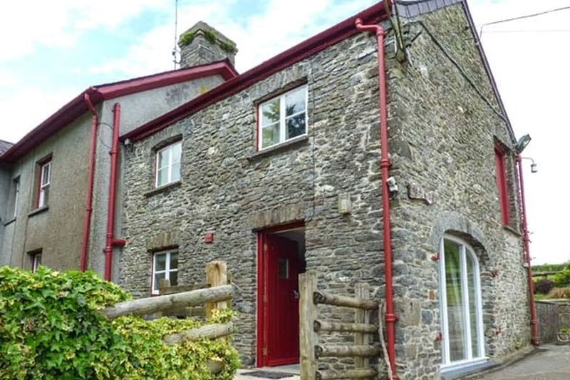 Crud-y-Barcud, Pumsaint