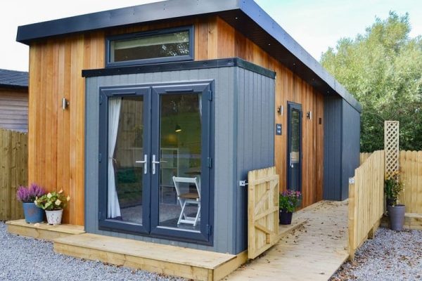 Curlew Lodge - Wallace Lane Farm, Brocklebank