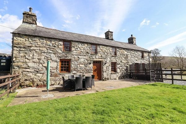 Cwm Yr Afon Mawr, Llanbedr