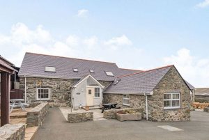 Cwt Drecs - Penrhyn Farm, Llanfwrog