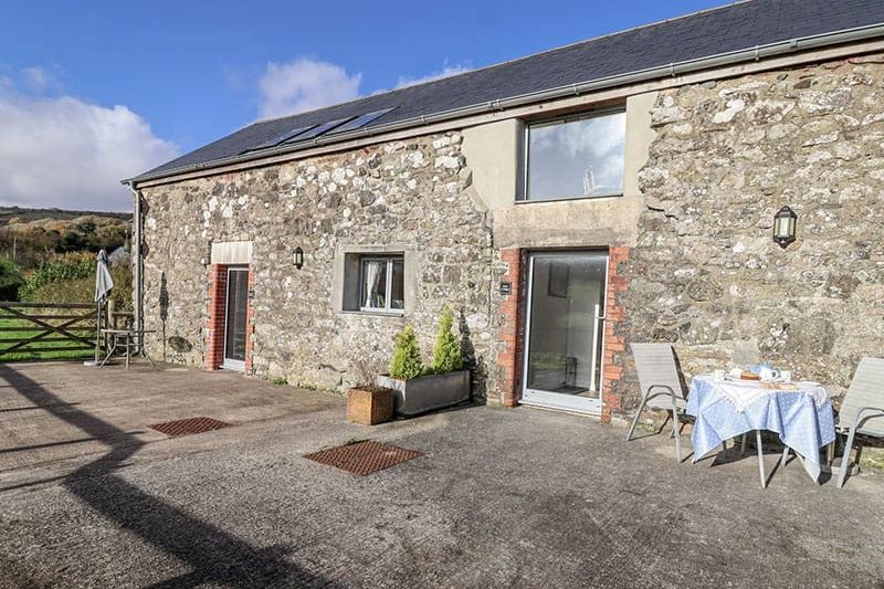 Dairy Cottage - Bullhornstone Farm, South Brent