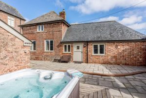 Daisy Barn, Hillcommon