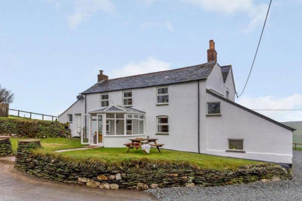 Detached Farmhouse, Tintagel