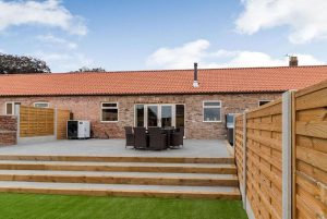 Dip Tub Den - Brian’s Barns, Skerne