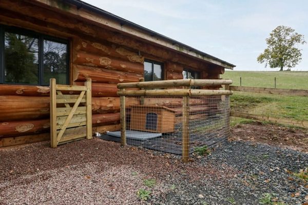 Douglas Cabin, Clifton Upon Teme