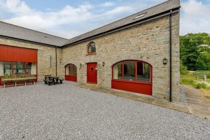 Former Stables 2, Cynghordy