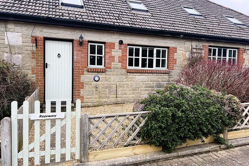 Grade II Listed Barn Conversion 2, Godshill