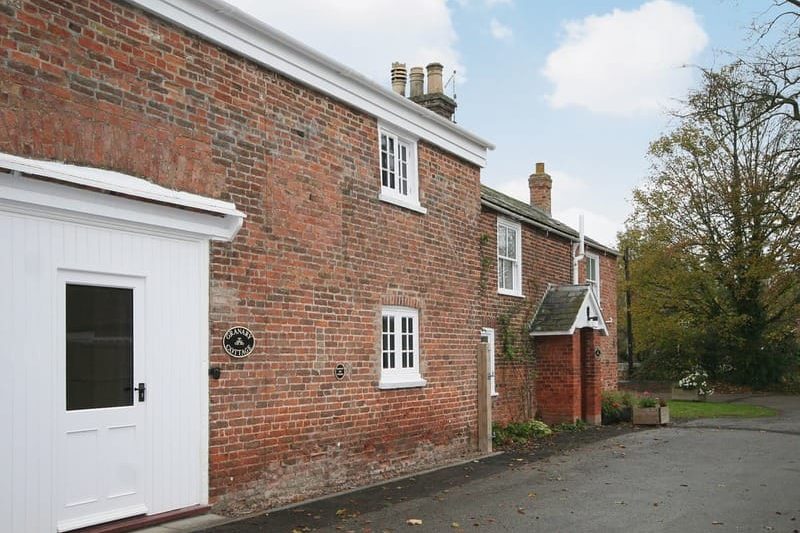 Granary Cottage, Wainfleet St Mary