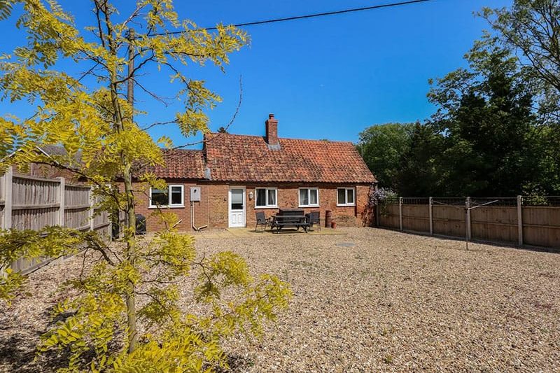 Hadleigh Farm Cottage, Gayton