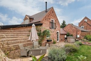 Hay Bale Cottage, Holt Heath