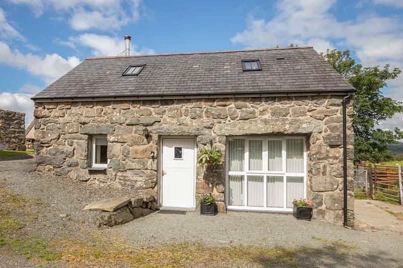 Hendre Cottage, Bronaber