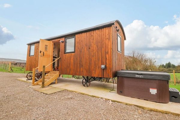 Hillcrest Shepherds Hut, Chipping