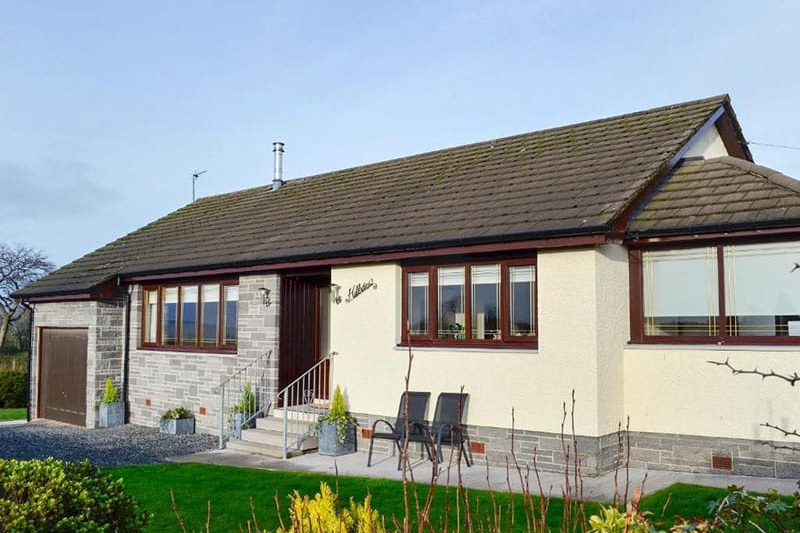 Hillview, Gateside
