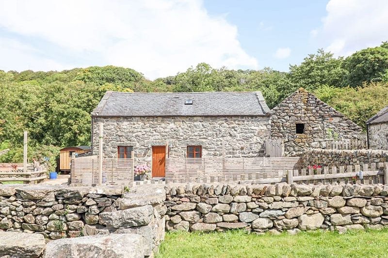 Isallt, Llanfair