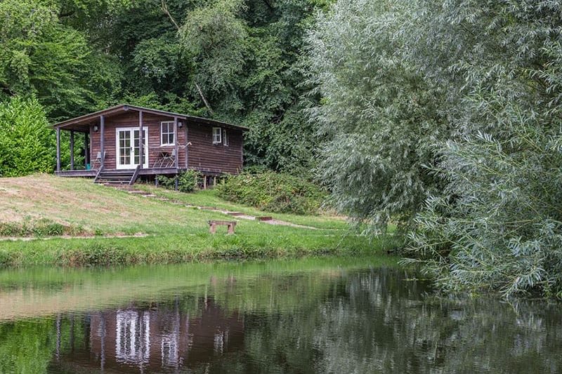 Lakeside Cabin, Sheldon